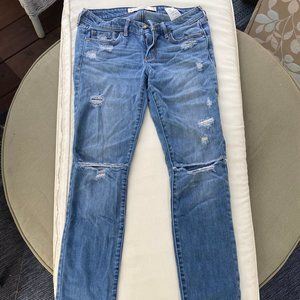 Abercrombie & Fitch Skinny Distressed Jeans Sz 2